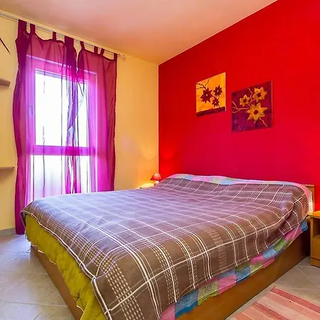 Appartement Andrea Peroj